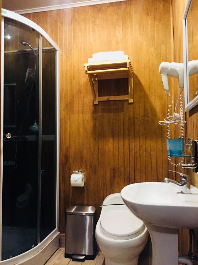 פואנטה ארנס Hostal Chalet Las Violetas מראה חיצוני תמונה