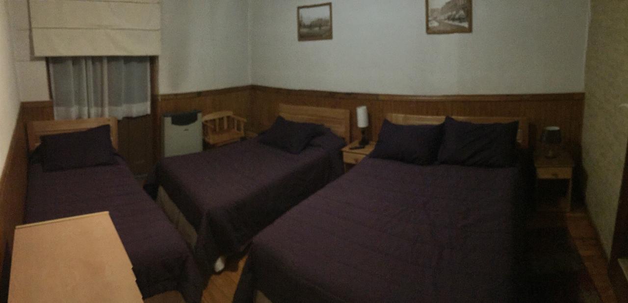 פואנטה ארנס Hostal Chalet Las Violetas מראה חיצוני תמונה